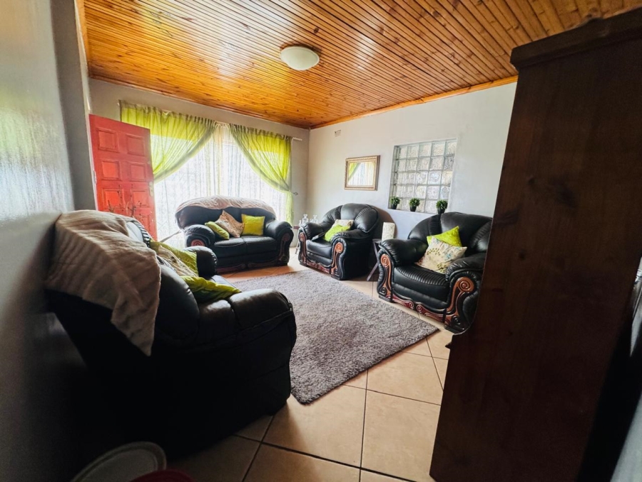 3 Bedroom Property for Sale in Ravensmead Western Cape